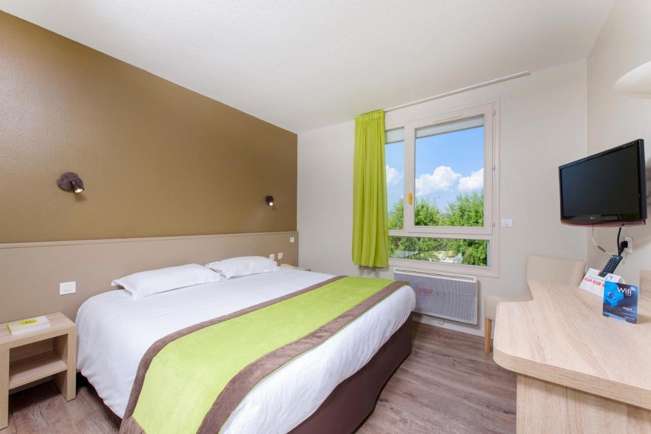 Hotel Le Chatard Sarcey Exterior photo