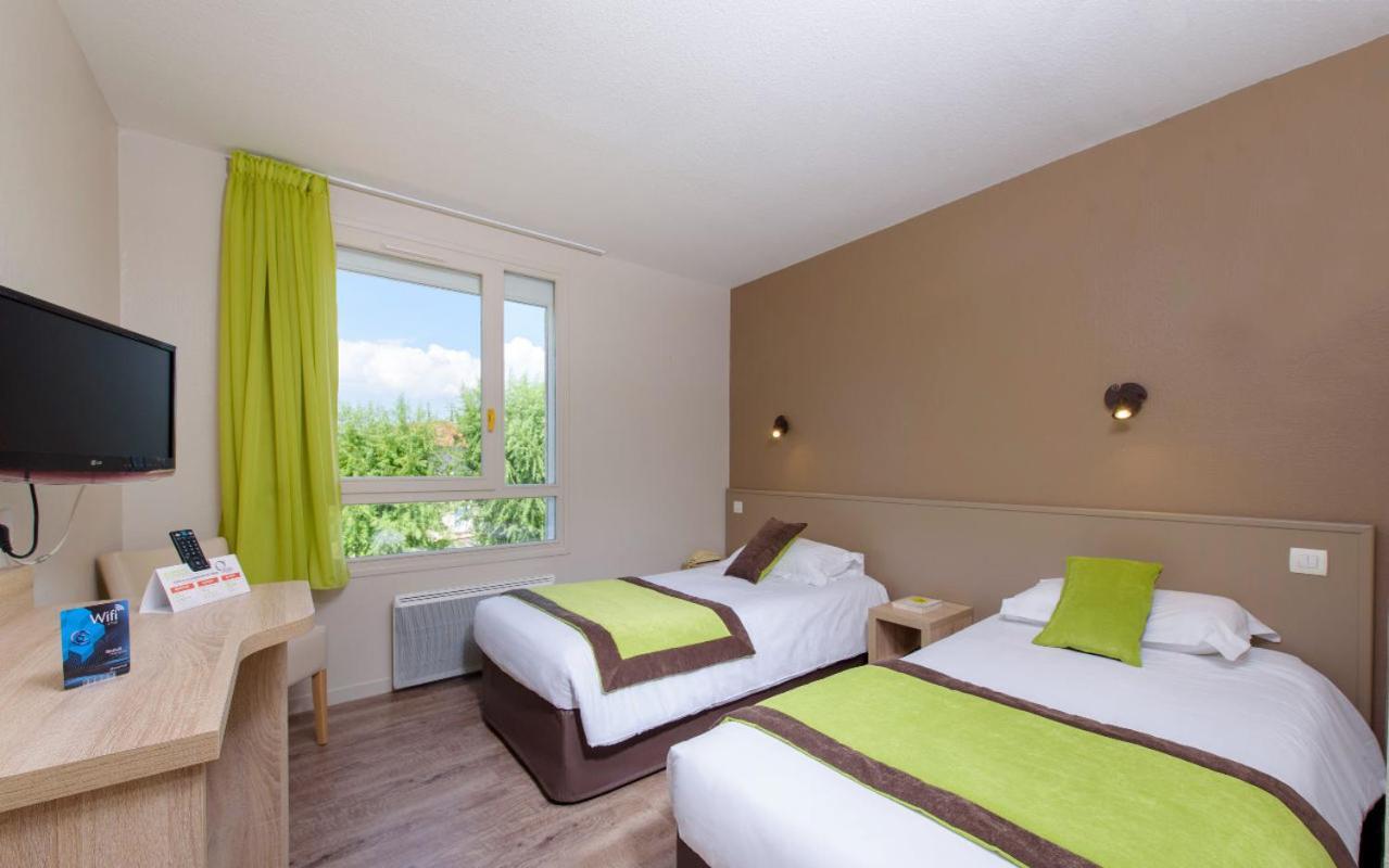 Hotel Le Chatard Sarcey Exterior photo